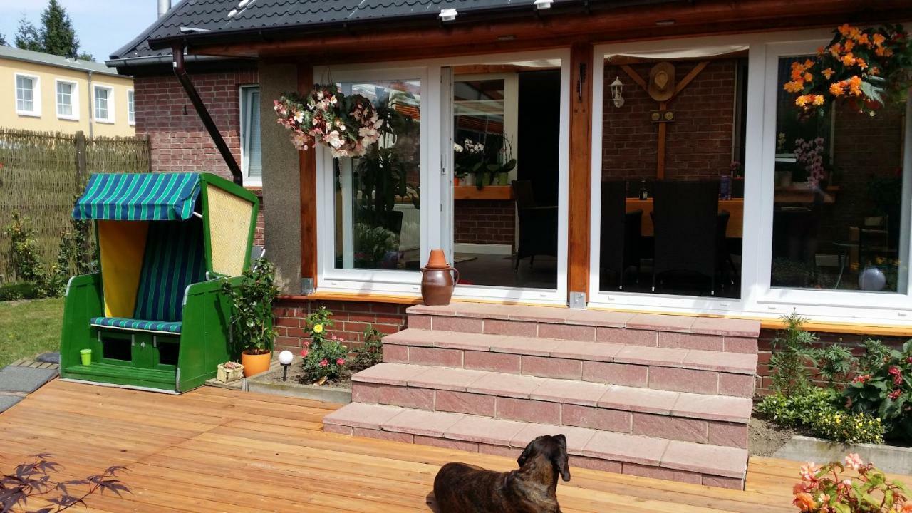 Ferienhaus Storchenweg Mahlzow Esterno foto